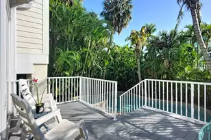 313 58th St, Holmes Beach, FL 34217 - Photo 39