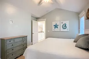 313 58th St, Holmes Beach, FL 34217 - Photo 25