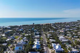 313 58th St, Holmes Beach, FL 34217 - Photo 65