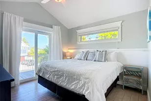 313 58th St, Holmes Beach, FL 34217 - Photo 31