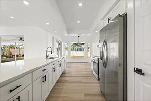 3535 Village Green Dr, Sarasota, FL 34239 - Photo 9