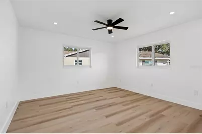 3535 Village Green Drive, Sarasota, FL 34239 - Photo 23