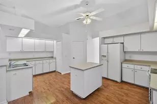 27334 Oruro Dr, Punta Gorda, FL 33983 - Photo 9