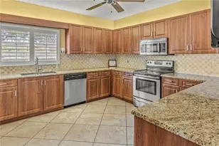 4460 Fairways Blvd, Bradenton, FL 34209 - Photo 33