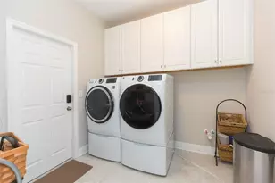 16130 Monterey Greens Cir, Tampa, FL 33647 - Photo 5