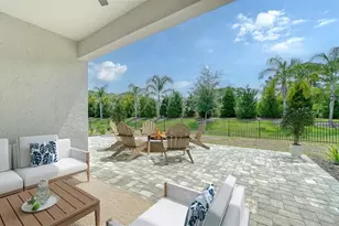 10105 Canaveral Cir, Sarasota, FL 34241 - Photo 9