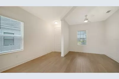 10105 Canaveral Circle, Sarasota, FL 34241 - Photo 11