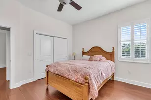 2224 Tami Sola St, Sarasota, FL 34237 - Photo 33