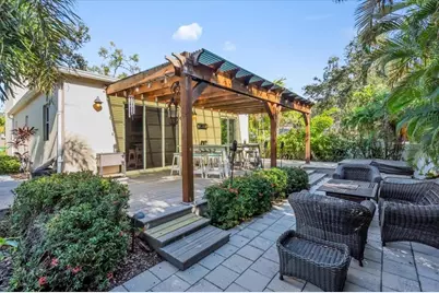 2224 Tami Sola Street, Sarasota, FL 34237 - Photo 37