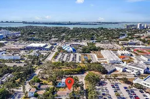 2224 Tami Sola St, Sarasota, FL 34237 - Photo 45