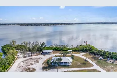 1015 Bayshore Drive, Terra Ceia, FL 34250 - Photo 63