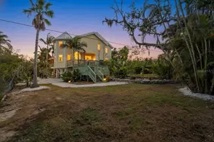 1015 Bayshore Dr, Terra Ceia, FL 34250 - Photo 81