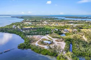 1015 Bayshore Dr, Terra Ceia, FL 34250 - Photo 63