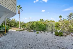 1015 Bayshore Dr, Terra Ceia, FL 34250 - Photo 71