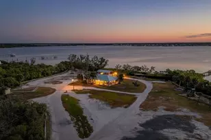 1015 Bayshore Dr, Terra Ceia, FL 34250 - Photo 85