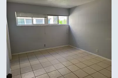 2763 Woodgate Lane #207, Sarasota, FL 34231 - Photo 5