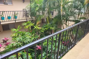 2763 Woodgate Ln, Sarasota, FL 34231 - Photo 17