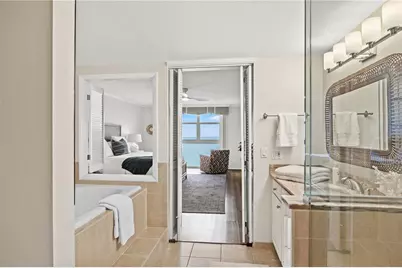 1212 Benjamin Franklin Drive #701, Sarasota, FL 34236 - Photo 11