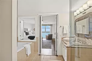 1212 Benjamin Franklin Dr, Sarasota, FL 34236 - Photo 11