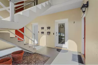 137 Avenida Messina #2, Sarasota, FL 34242 - Photo 15