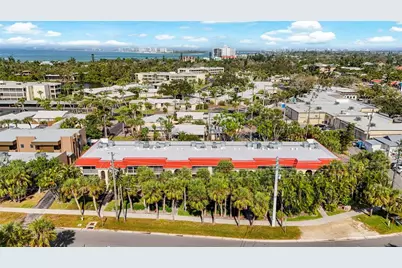 137 Avenida Messina #2, Sarasota, FL 34242 - Photo 13