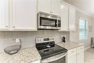 131 Maraviya Blvd, Nokomis, FL 34275 - Photo 25