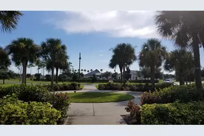 1131209841 & 1131209842 Devonshire Circle, North Port, FL 34288 - Photo 11