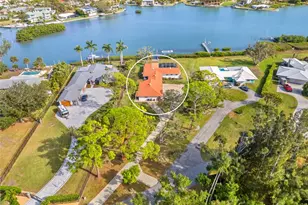 211 Louella Ln, Nokomis, FL 34275 - Photo 1