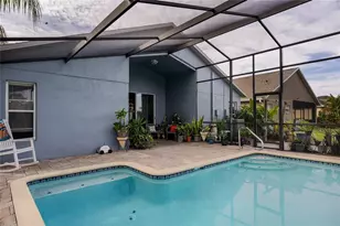 2252 Colville Chase Dr, Ruskin, FL 33570 - Photo 7