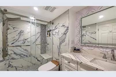 1750 Benjamin Franklin Drive #9F, Sarasota, FL 34236 - Photo 31