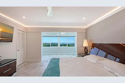1750 Benjamin Franklin Drive #9F, Sarasota, FL 34236 - Photo 29