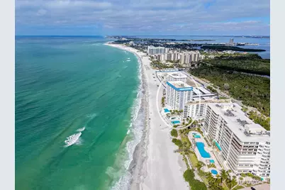 1750 Benjamin Franklin Drive #9F, Sarasota, FL 34236 - Photo 7