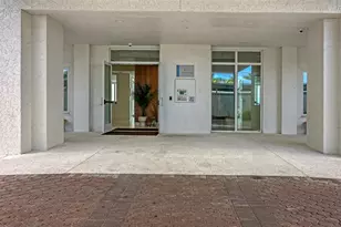 1750 Benjamin Franklin Dr, Sarasota, FL 34236 - Photo 5