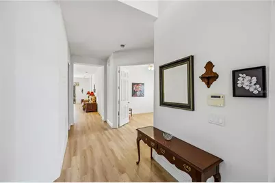 4218 64th Drive E, Sarasota, FL 34243 - Photo 3