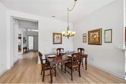 4218 64th Drive E, Sarasota, FL 34243 - Photo 7