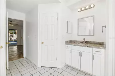 5742 Forester Oak Court, Sarasota, FL 34243 - Photo 31