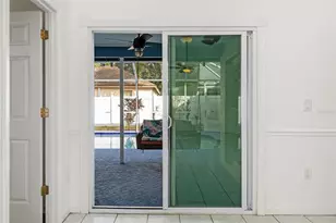 5742 Forester Oak Ct, Sarasota, FL 34243 - Photo 45