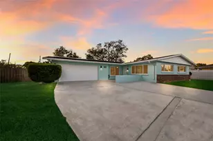 2411 Ridge Ave, Sarasota, FL 34235 - Photo 5