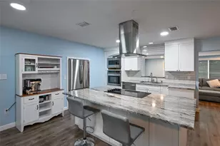 2411 Ridge Ave, Sarasota, FL 34235 - Photo 7