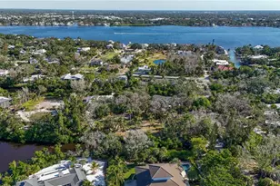 7340 Pine Needle Rd, Sarasota, FL 34242 - Photo 13