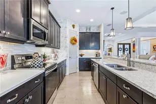 7071 Tamworth Pkwy, Sarasota, FL 34241 - Photo 19