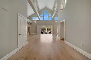 1511 N Lake Shore Dr, Sarasota, FL 34231 - Photo 3