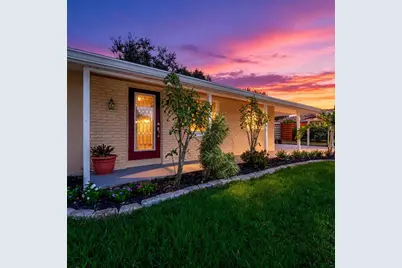 2707 Bigelow Dr, Sarasota, FL 34239 - Photo 1