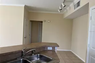 5521 Rosehill Rd, Sarasota, FL 34233 - Photo 7