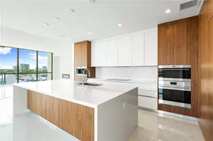 111 Golden Gate Point, Sarasota, FL 34236 - Photo 11