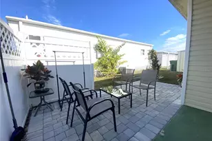 2511 18th St W, Bradenton, FL 34205 - Photo 7