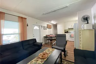 2511 18th St W, Bradenton, FL 34205 - Photo 13