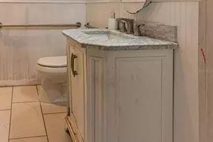 1502 13th St W, Bradenton, FL 34205 - Photo 13