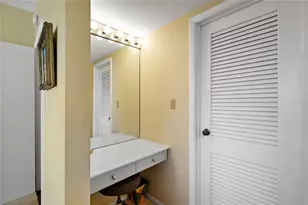 601 Longboat Club Rd, Longboat Key, FL 34228 - Photo 19