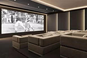 668 Quay Commons, Sarasota, FL 34236 - Photo 9